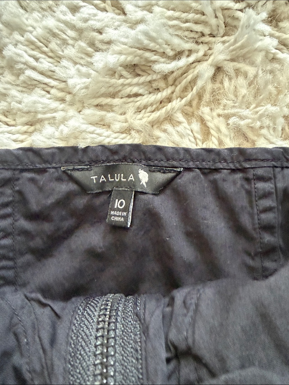 Aritzia Talula Gray Lace Zip-Front Bustier Crop Top - Picture 4 of 5